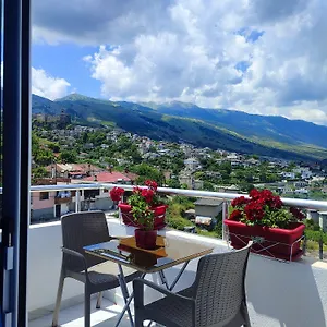 Vladimir Estate , Gjirokastër Albanie